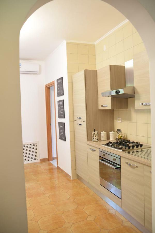 David'S & Family Apartmnt Fiumicino Exteriér fotografie