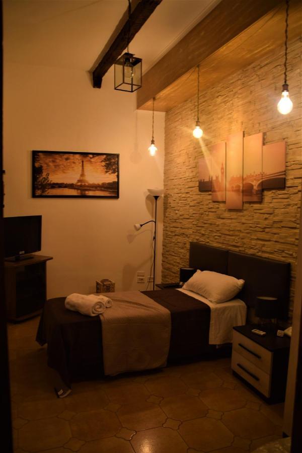 David'S & Family Apartmnt Fiumicino Exteriér fotografie